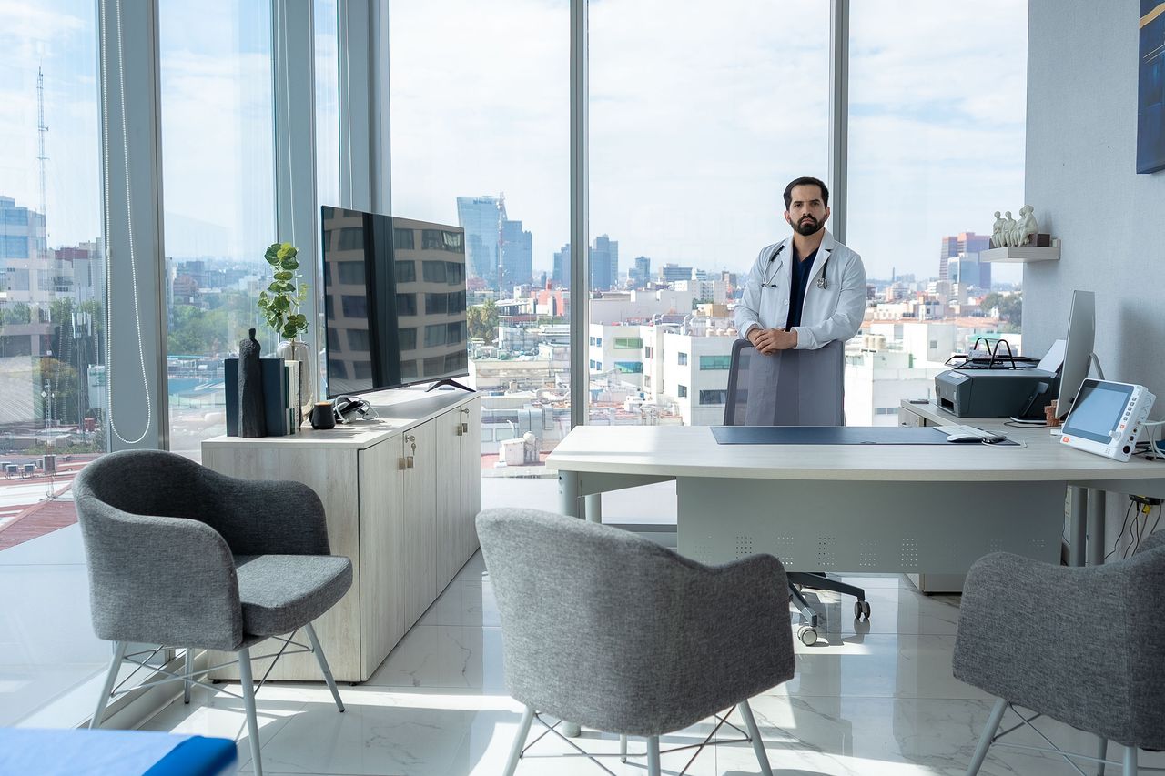 Nicholas Flores Flores-0