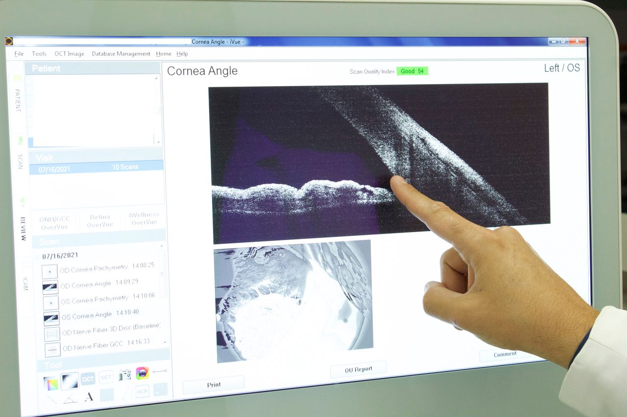 Claudio Martin Franco De Acha-9