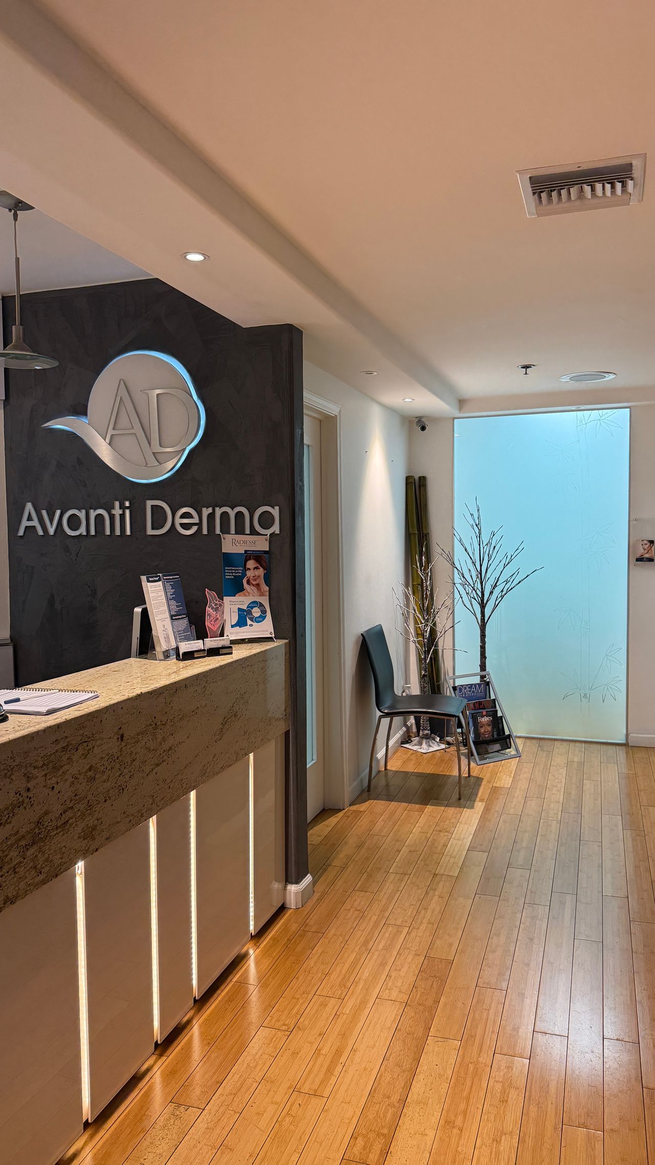 Arturo Uribe Morales-0