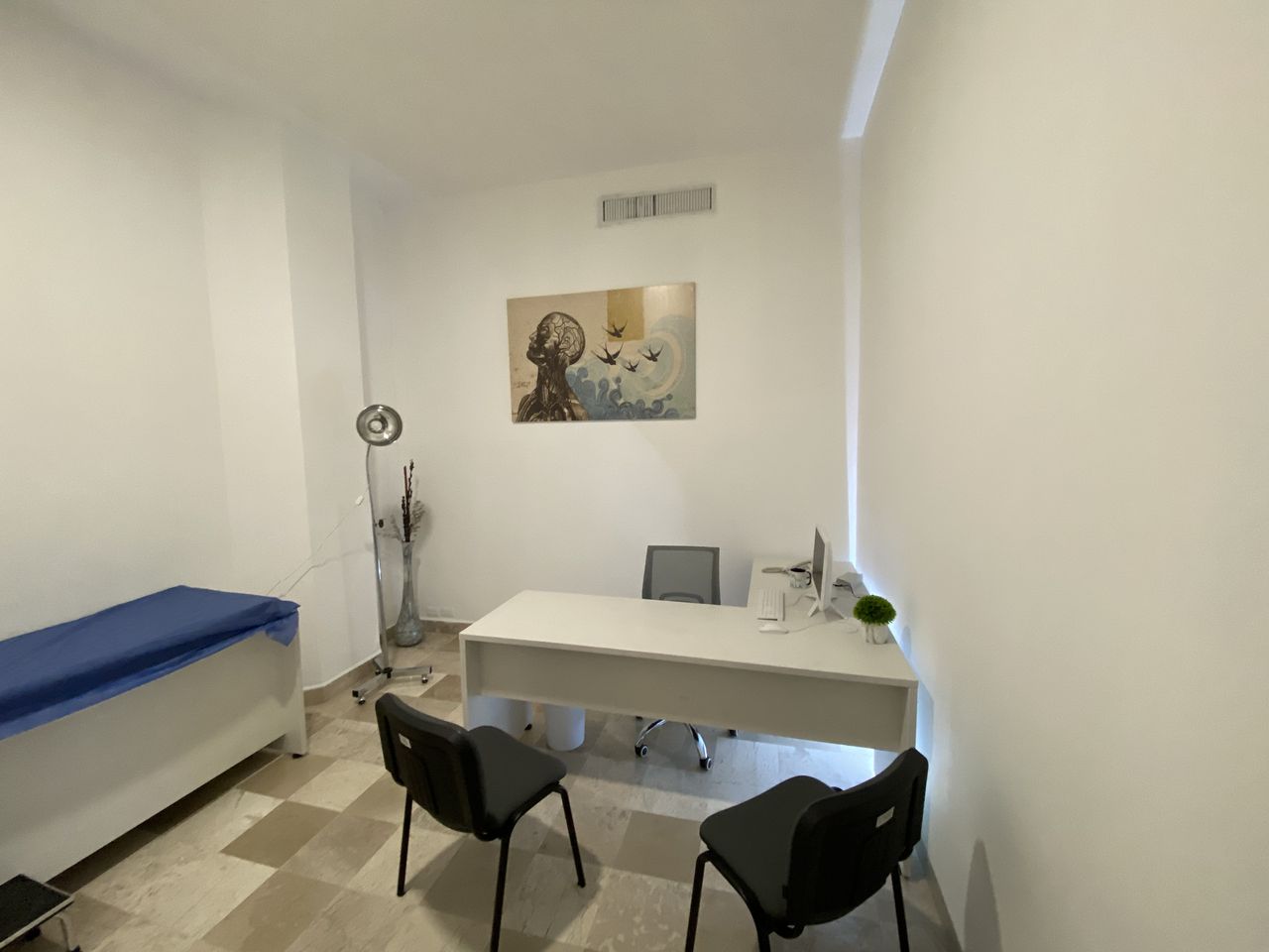 Victor A. Esquivel Gómez-4