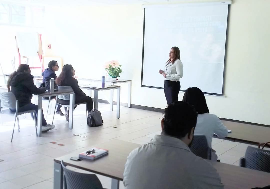 Abigail Canales López -4