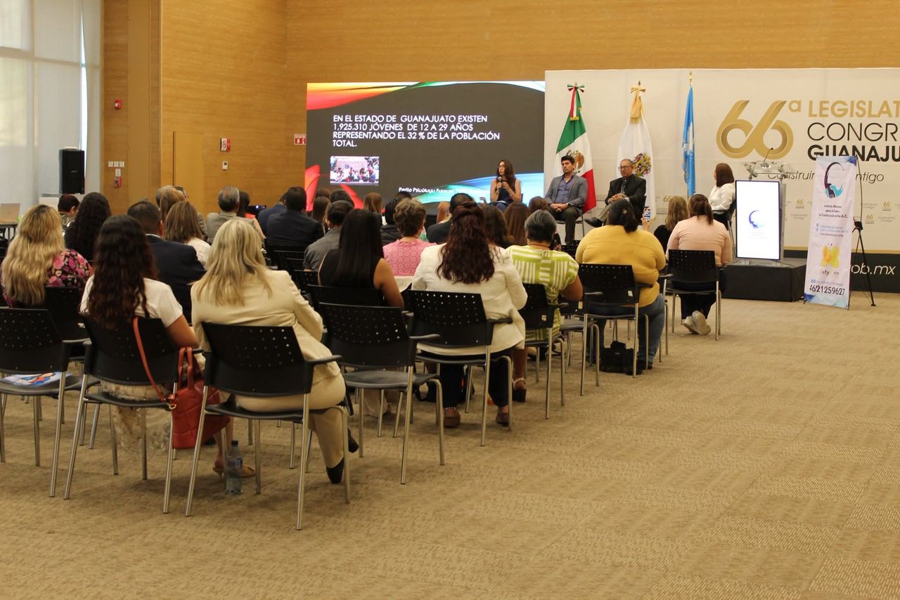 Perla Alvarez Morales.-6