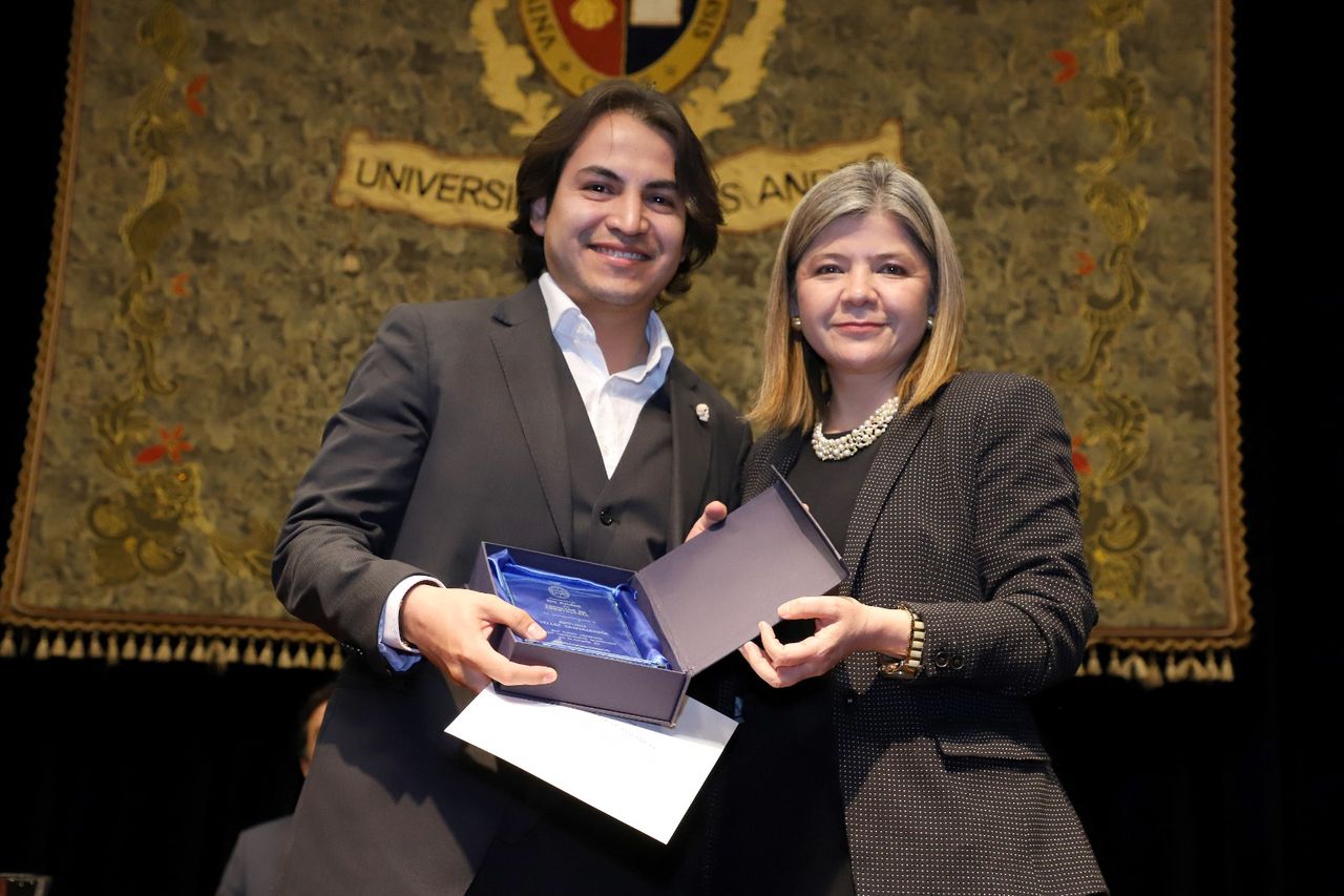 Arturo Téllez Santamaría-1