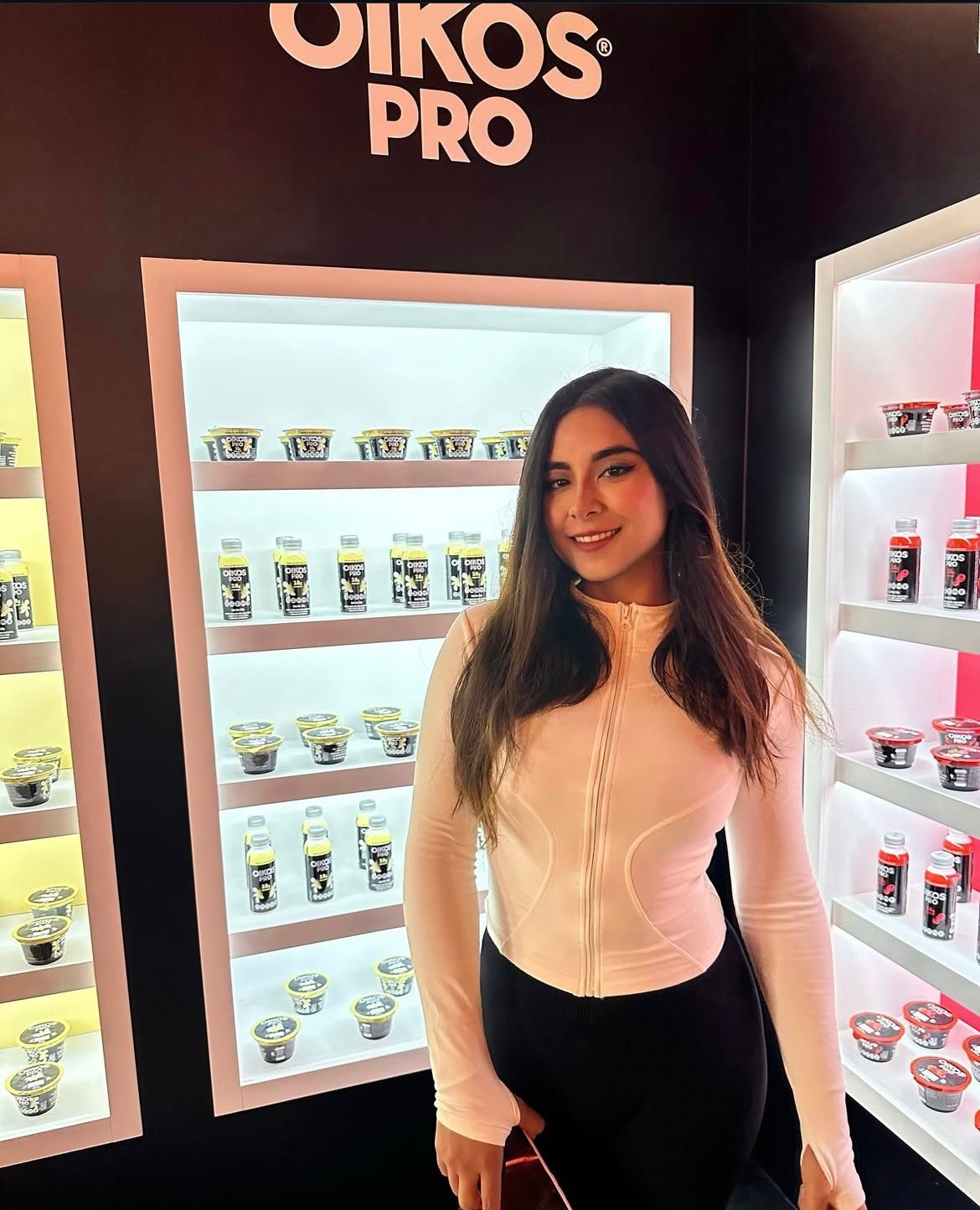 Salma Bustos-4