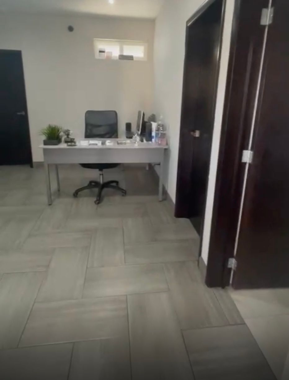 Jennefer Carolina Paredes Vieyra-12