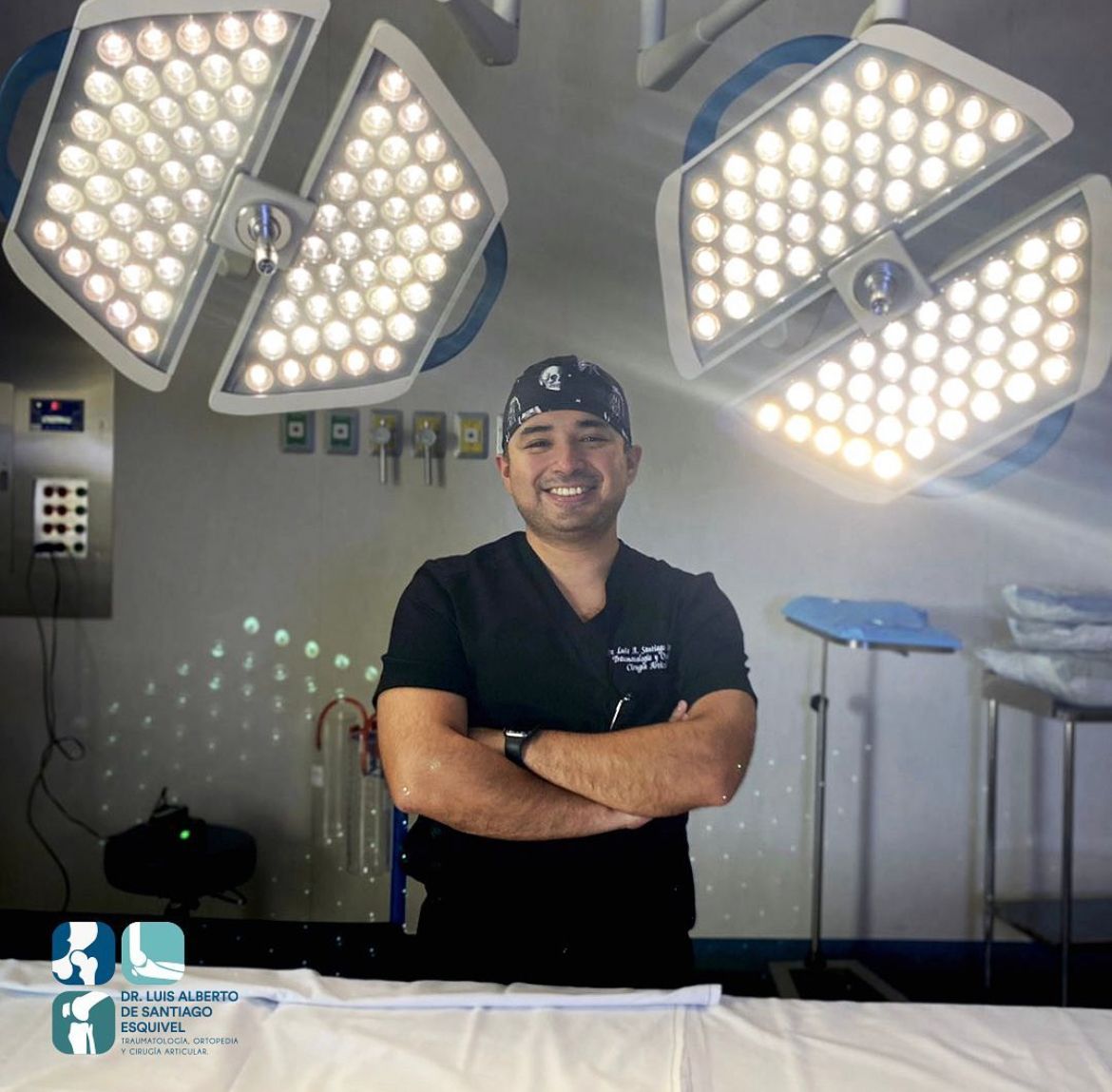 Luis Alberto De Santiago Esquivel-3