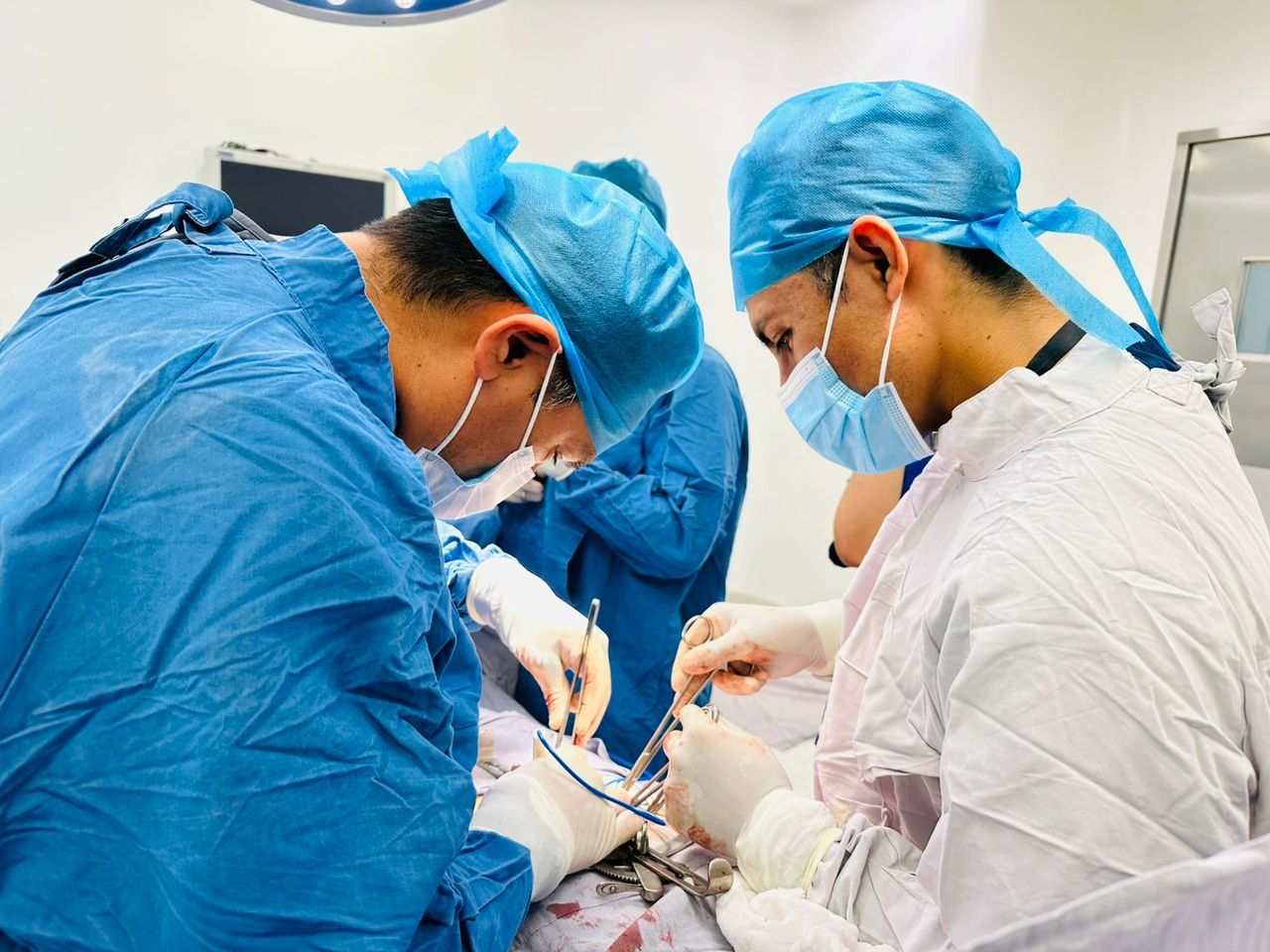 J. Roberto Montes Ochoa-28