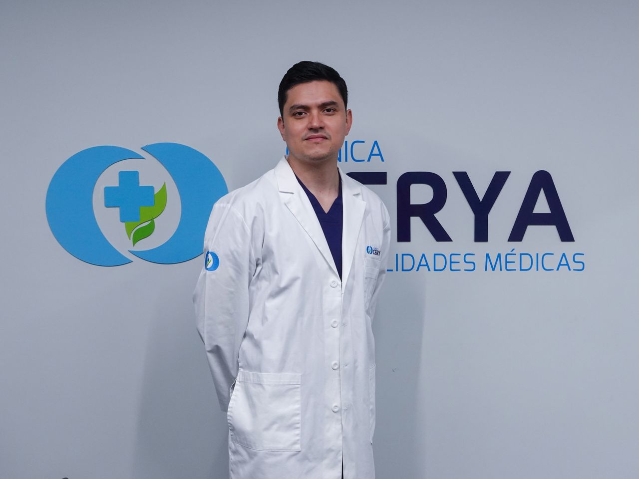 Nestor Amaury Santillano-3