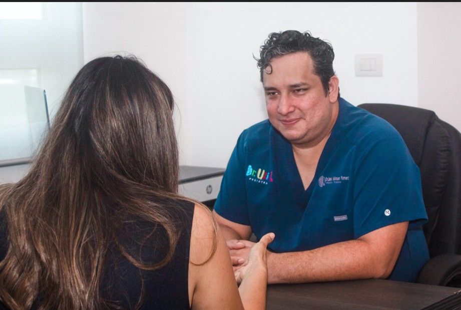 Uziel Márquez Romero-9