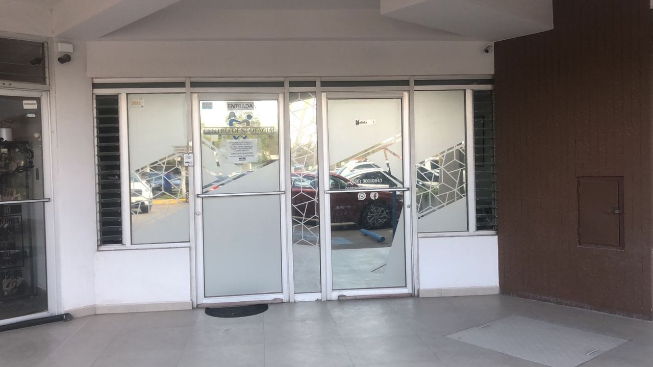 Laura Karina Uribe Fentanes-8