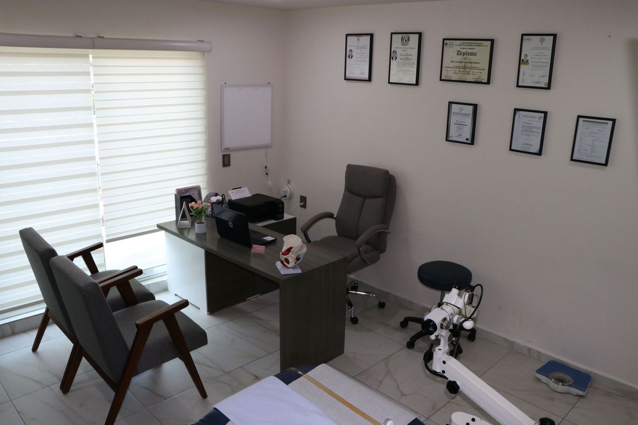 Elizabeth Cadena Rosas-1