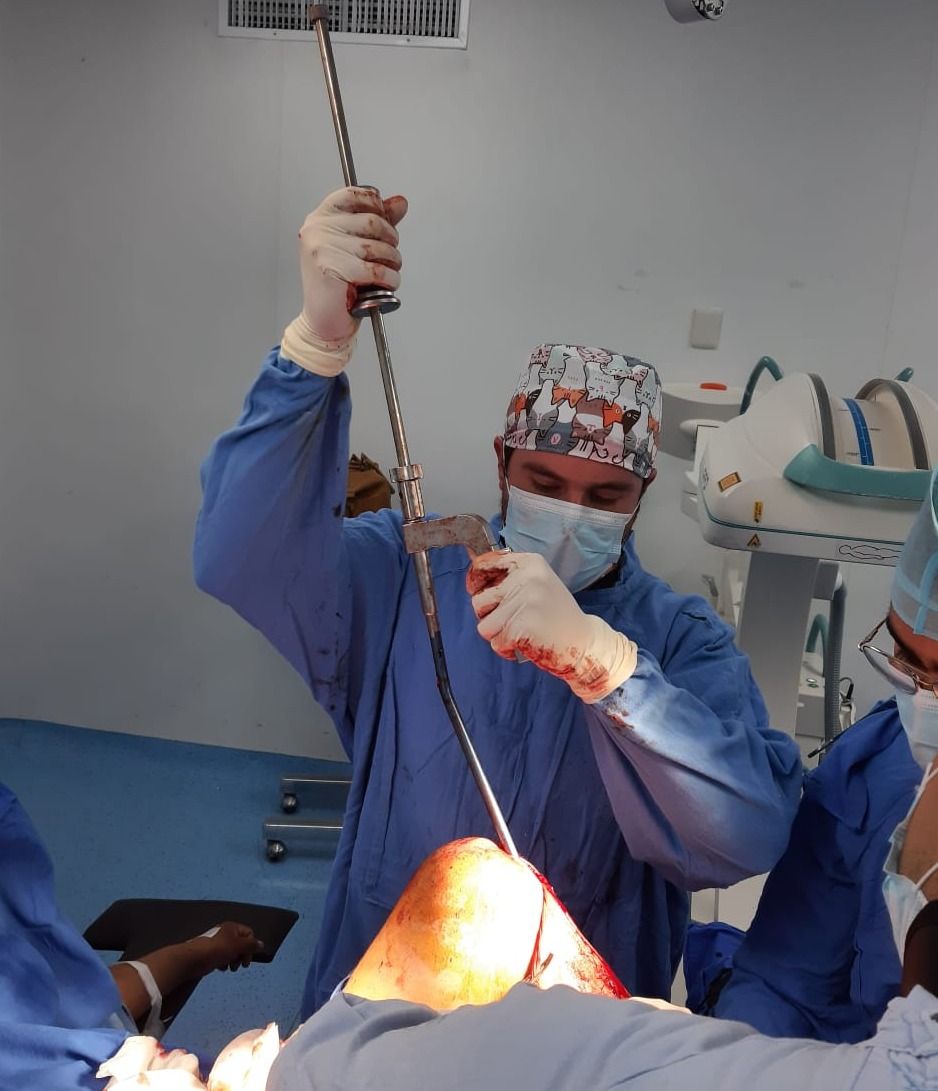 Leonardo Isaac Re-14