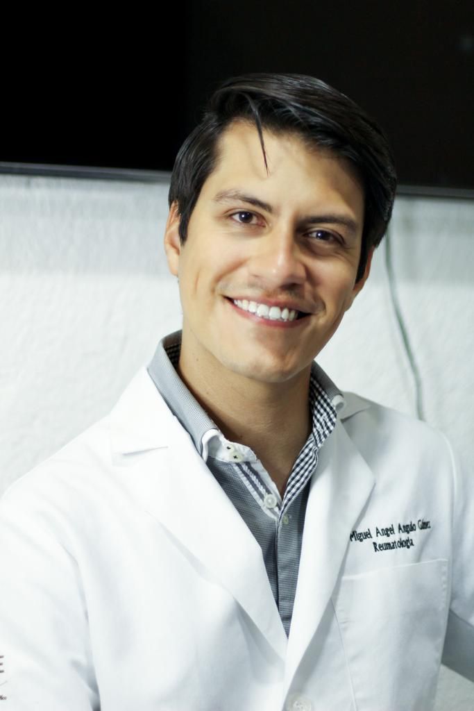 Miguel Ángel Angulo Gámez-5