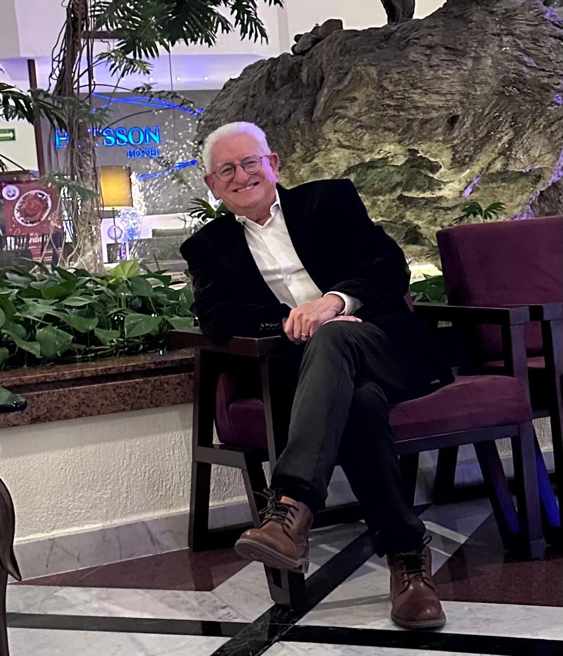 Gilberto Espino G.-16