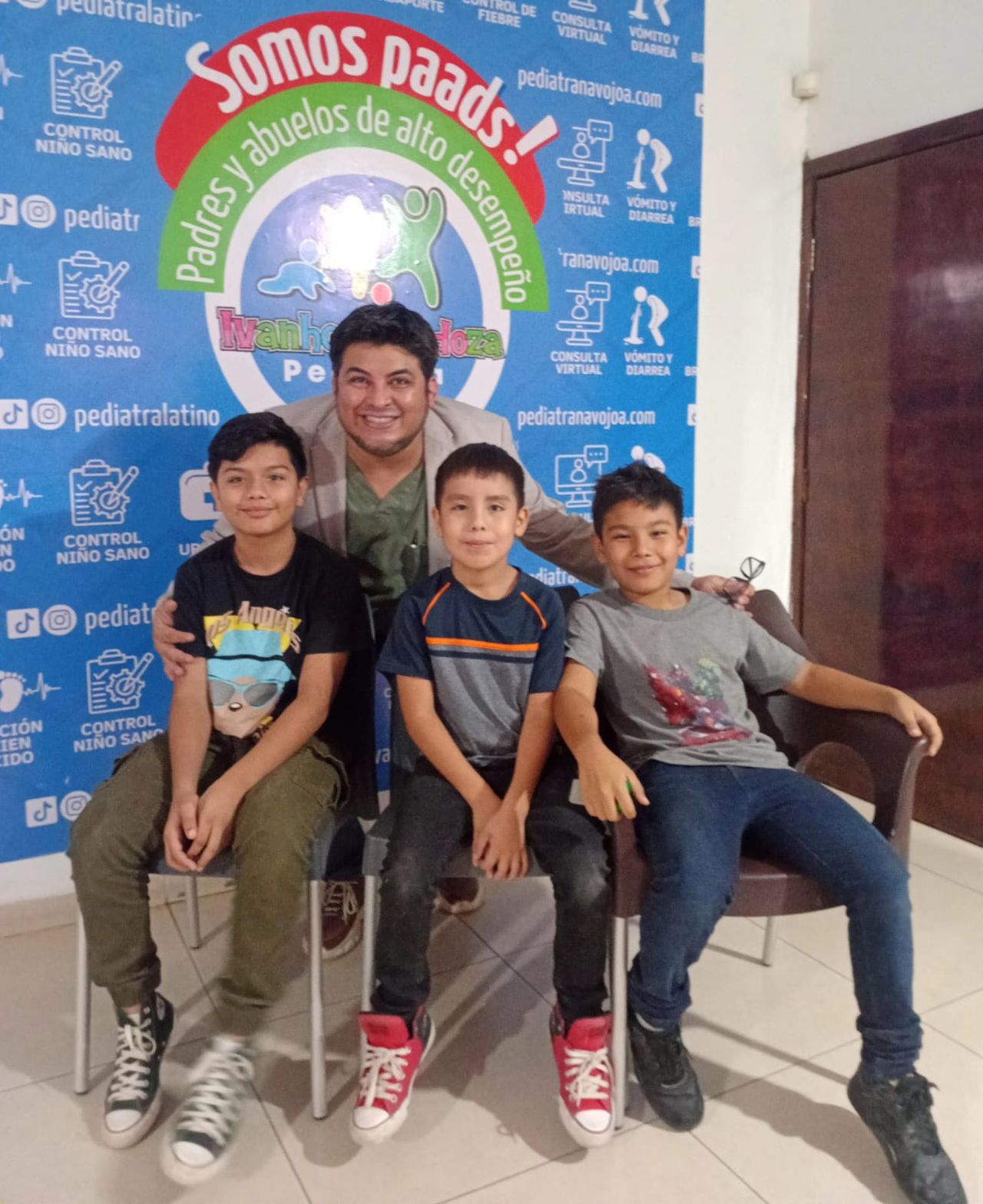 Ivanhoe Mendoza Lopez-9