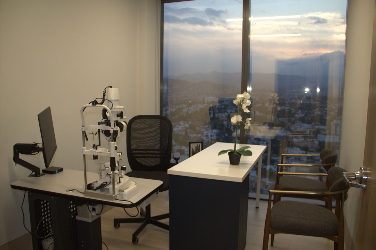 Victor Manuel Manriquez Vega-0