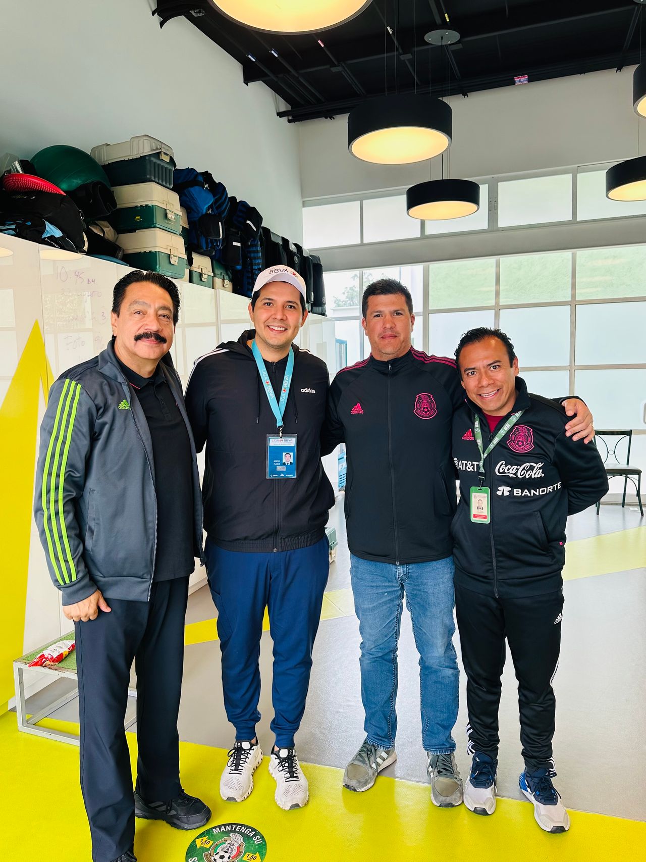 Adrian Flores Villalobos-12