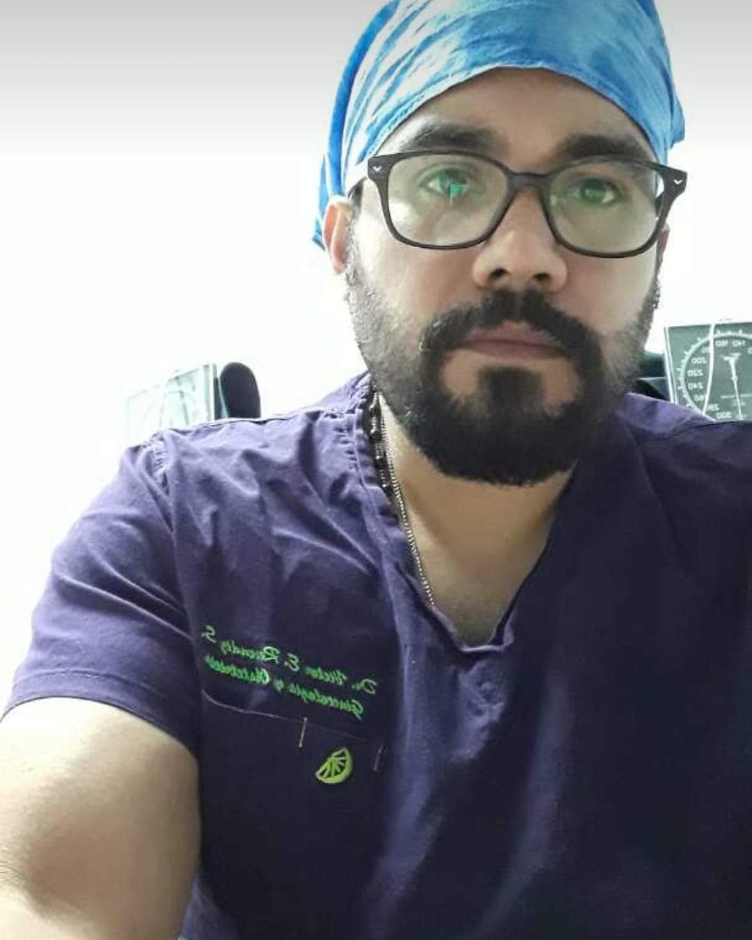 Víctor E. Reséndiz Sandoval-4