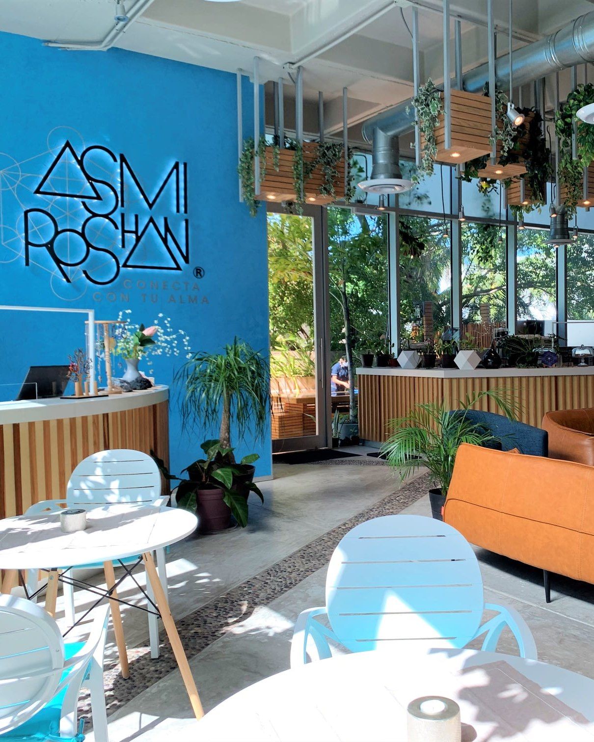 Emmanuel Alvarez Del Castillo-3