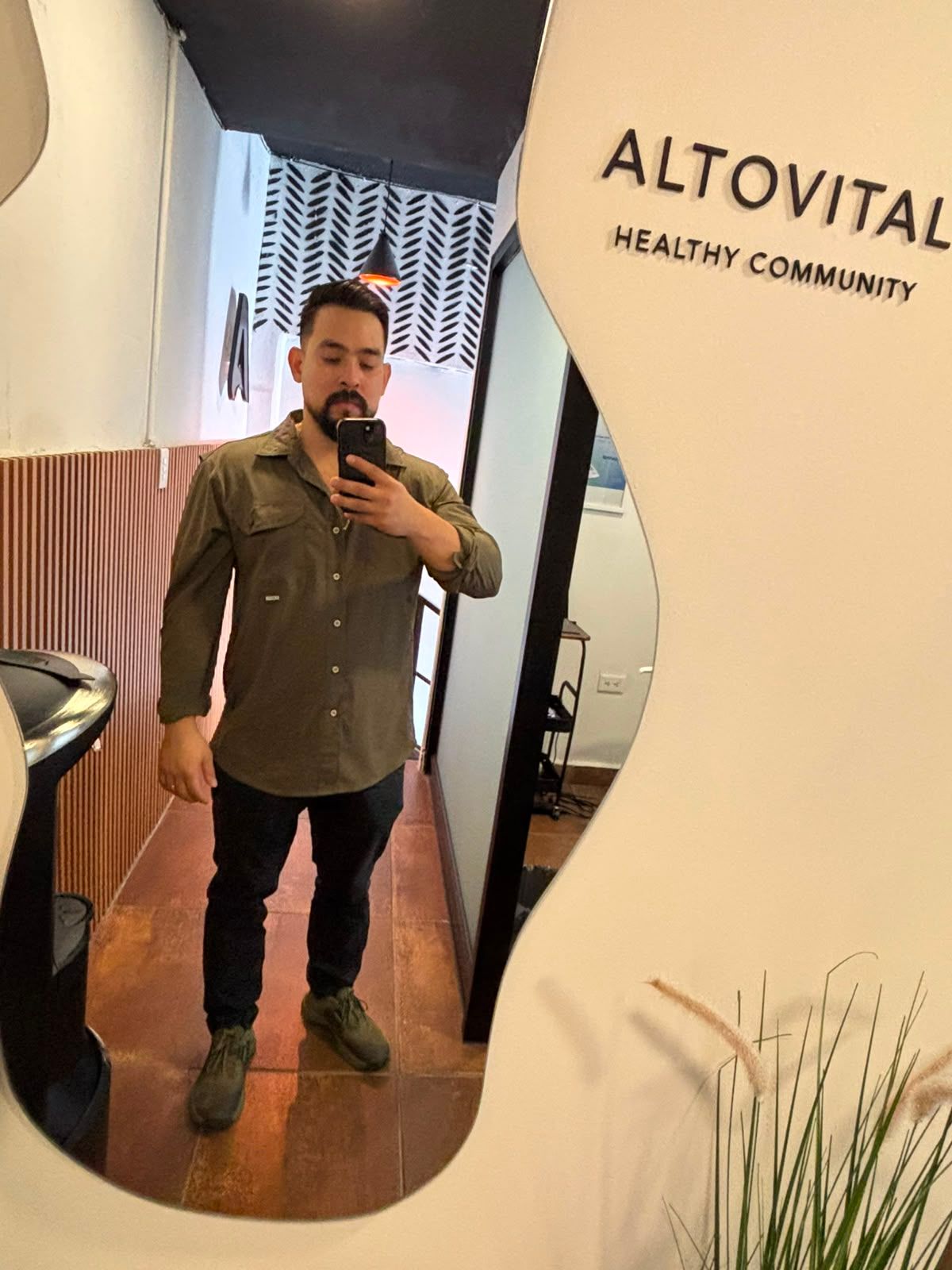 Iván E. González-5