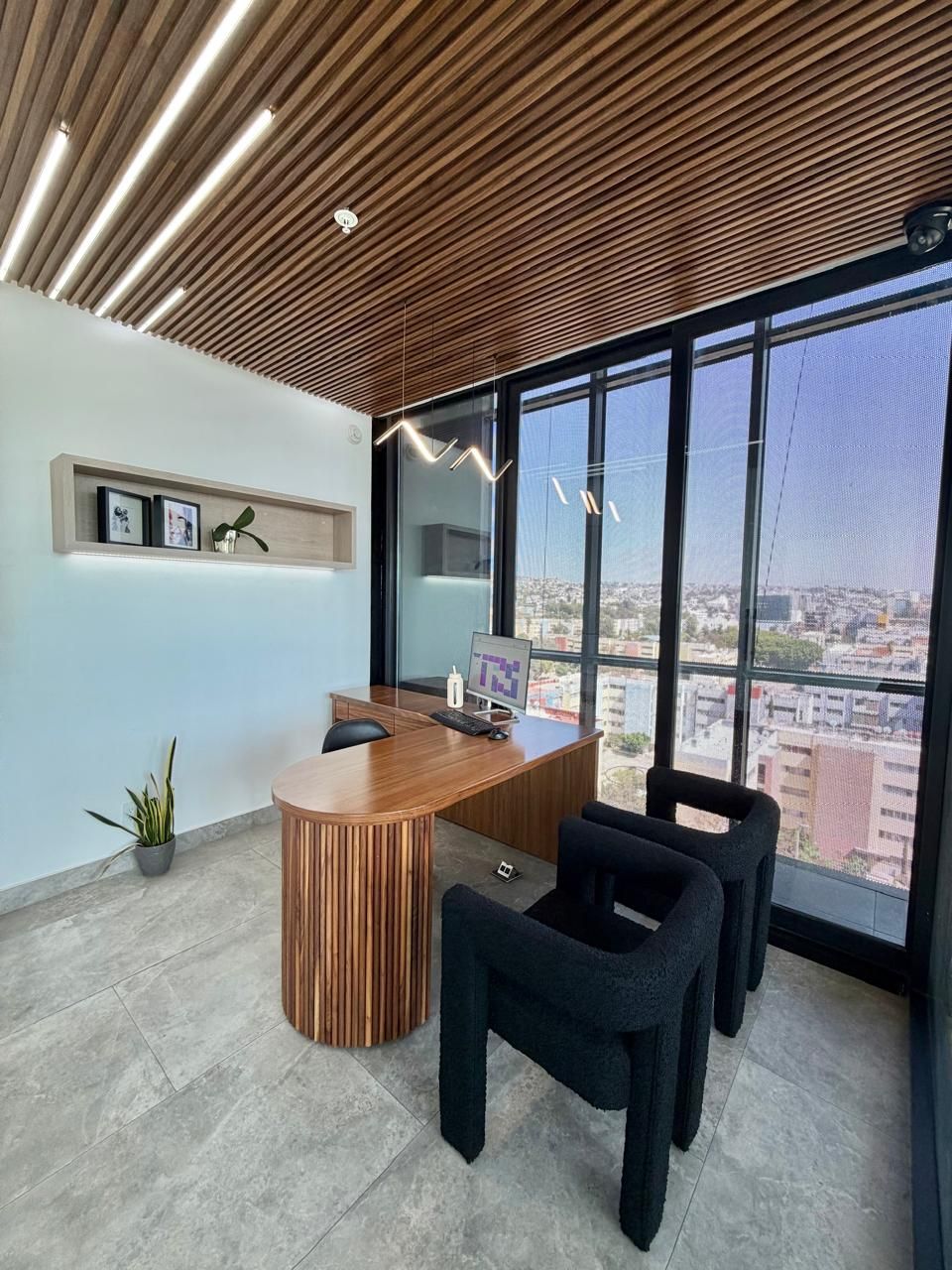 Montserrat Furlong-4