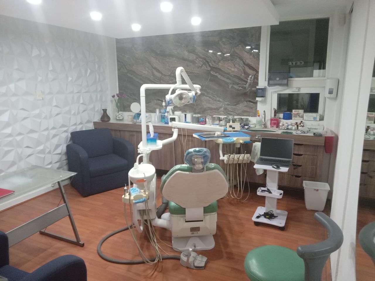 Erick Xavier Vazquez Krasowsky-3