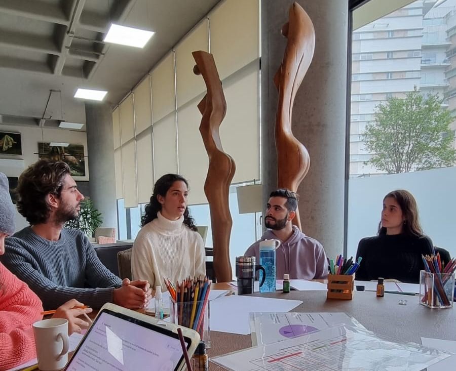 Gianella Larreategui Garcia-12