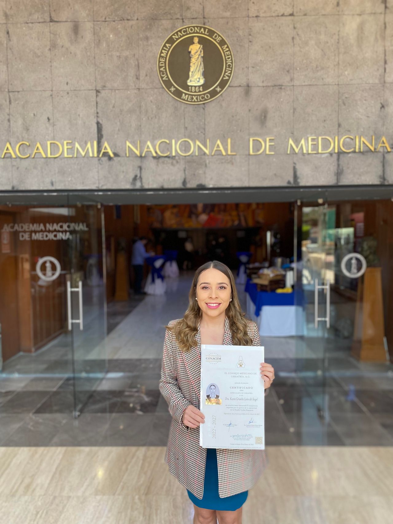 Karen Griselda León Del Ángel-3