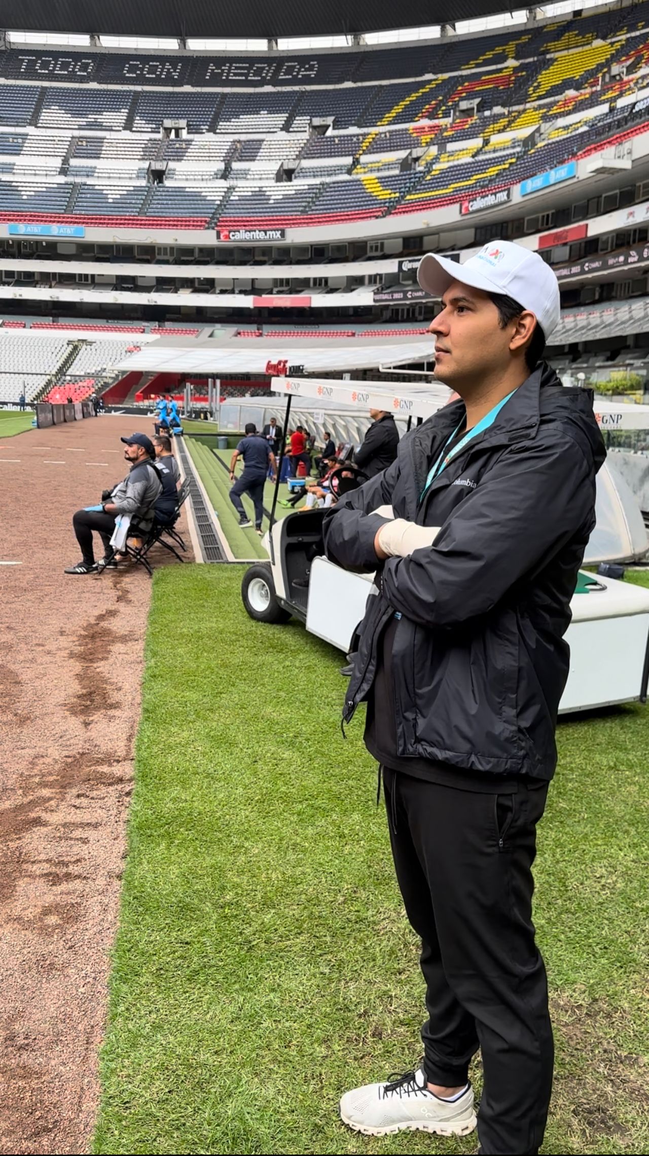 Adrian Flores Villalobos-15