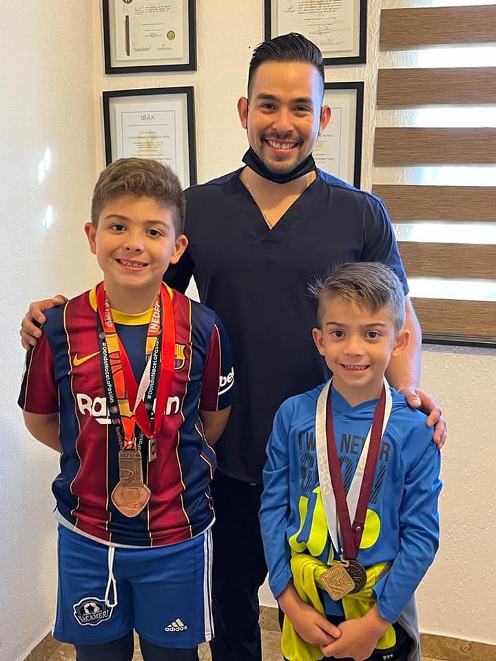 Iván E. González-5