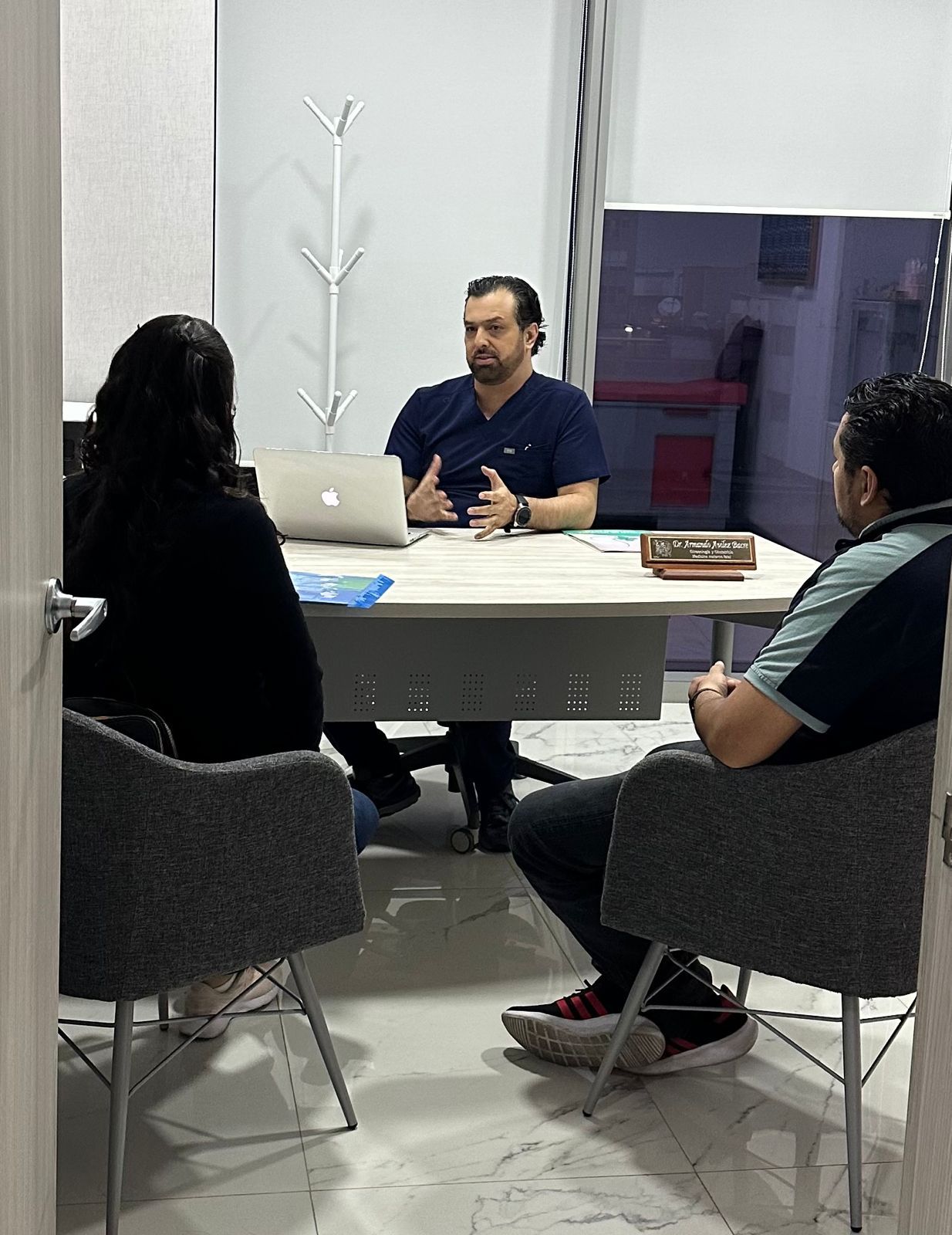 Armando Avilez Bacre-1