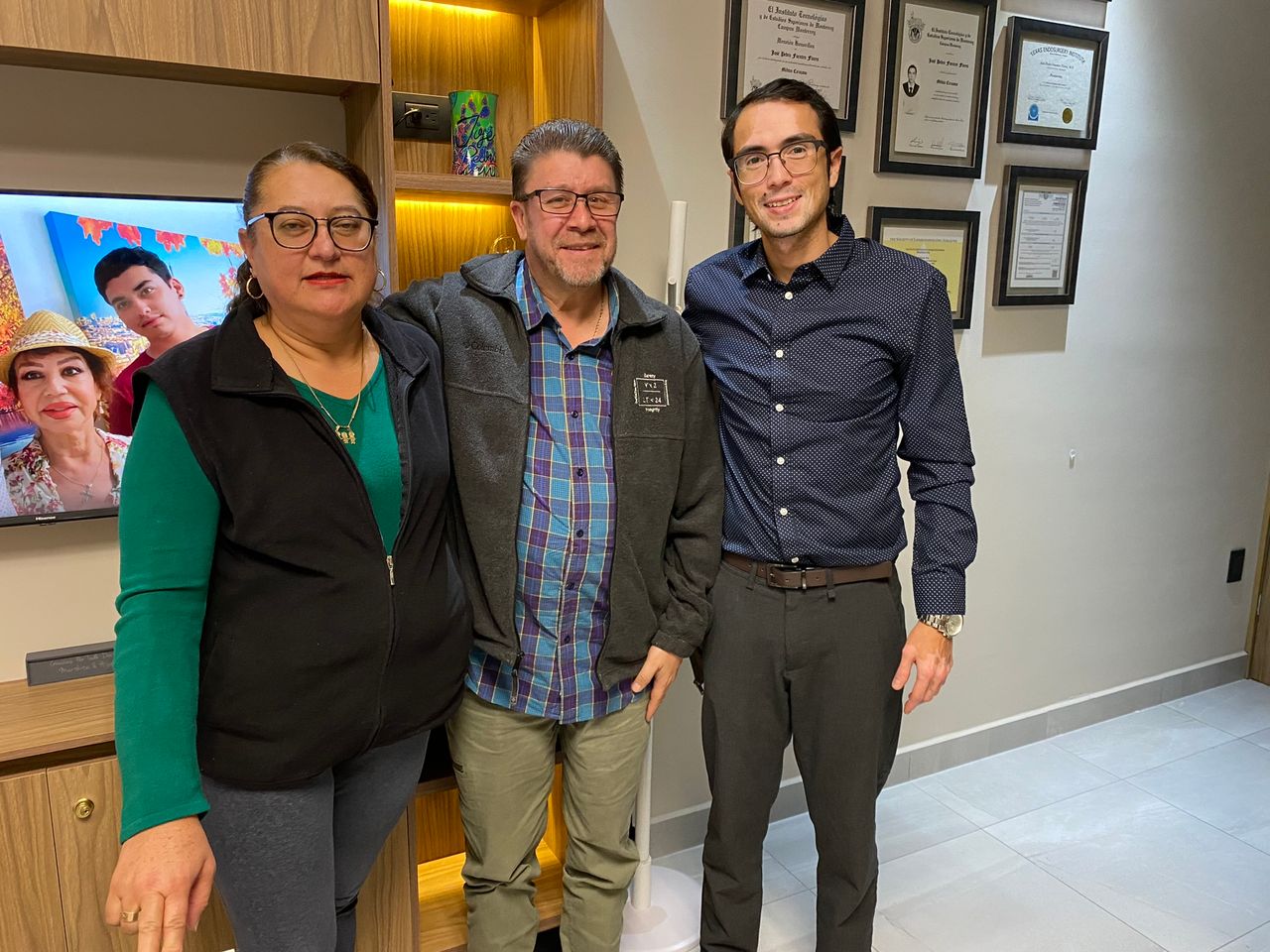 José Pedro Fuentes Flores-114