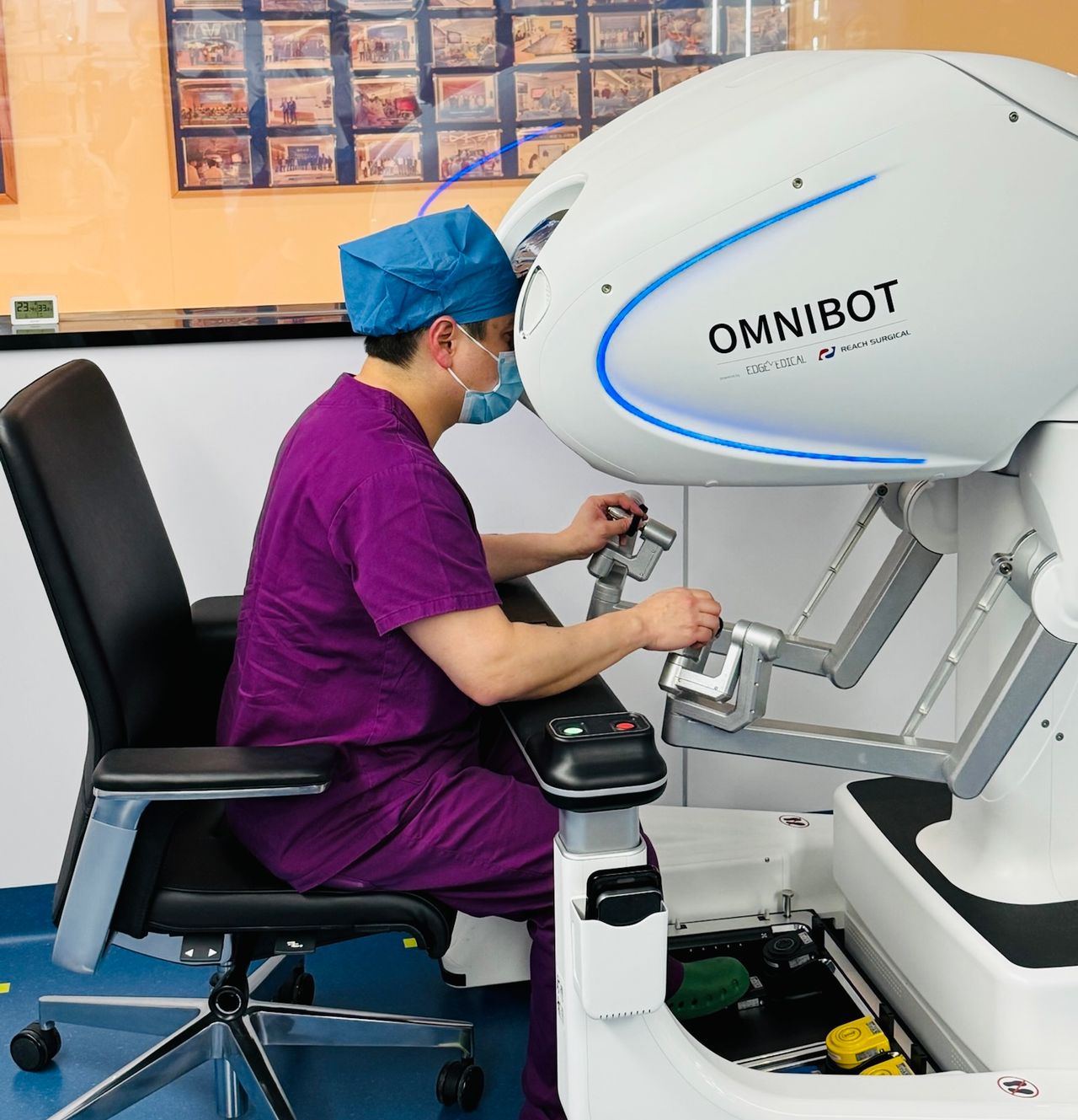 Gerardo Maya Vacio-1