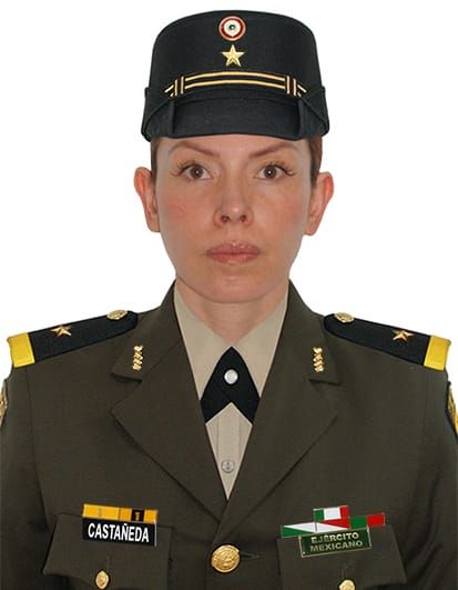 Alejandra Paola Castañeda Contreras-25