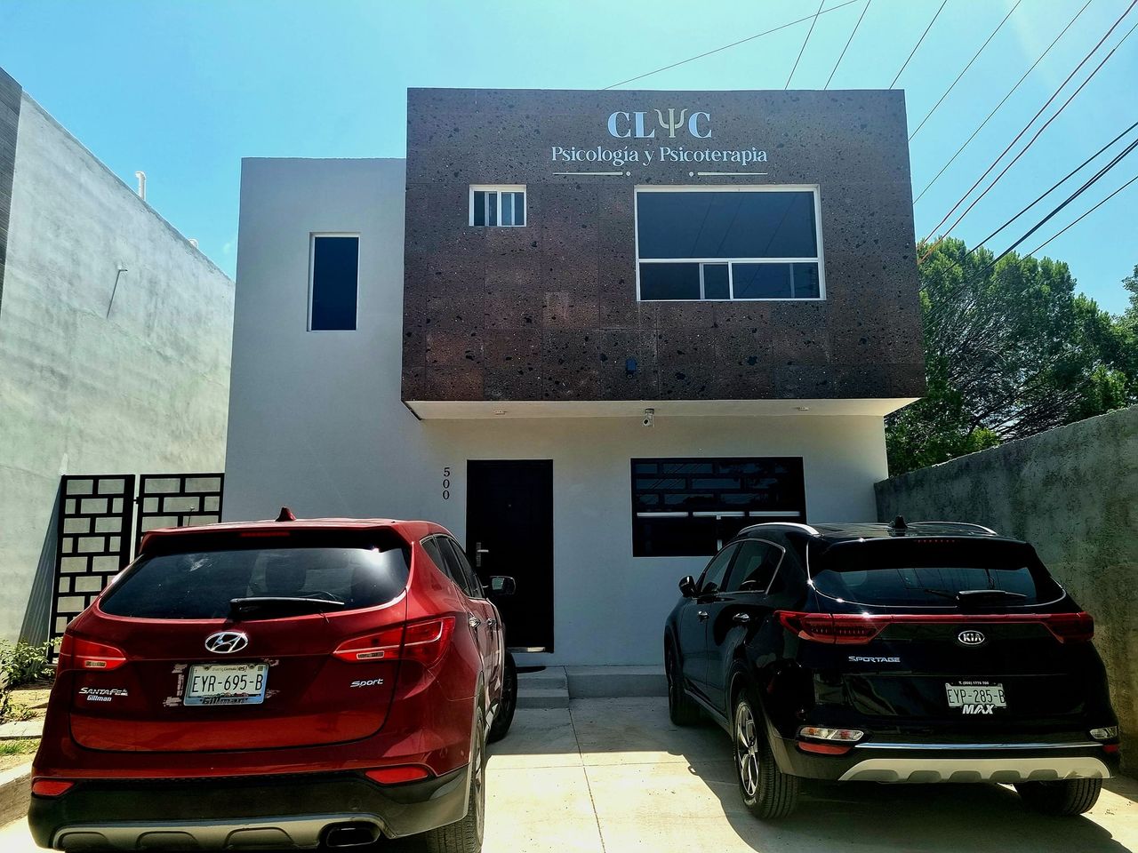 Victoria Belinda Cavazos Cardenas-1