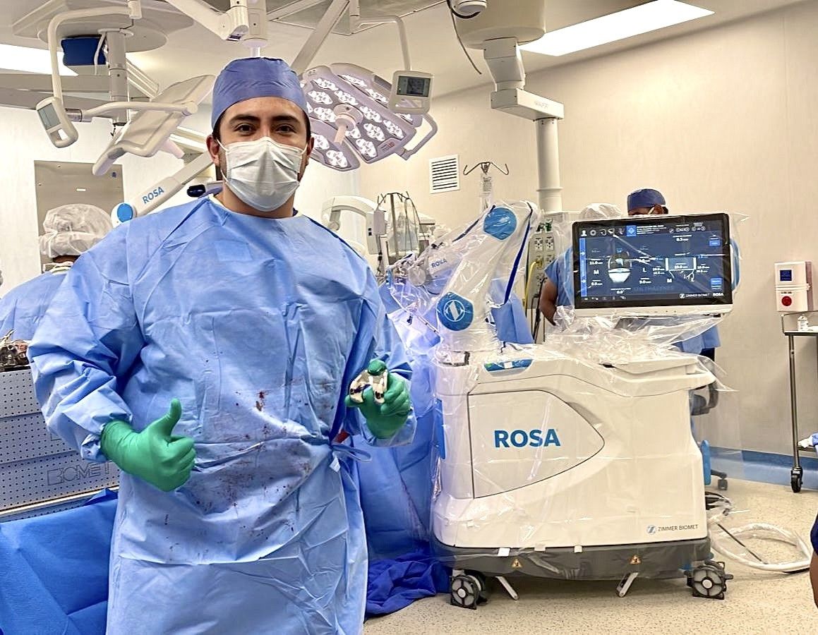 Daniel Romero Planter-0