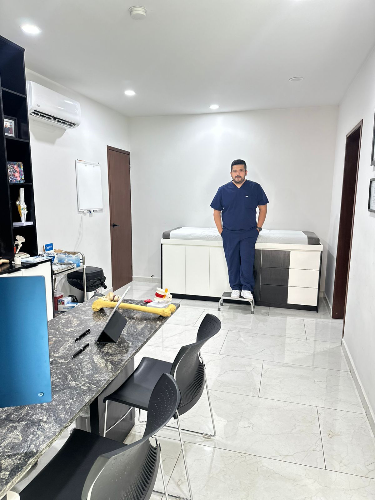 Christian Daniel Victoria Buitimea-6