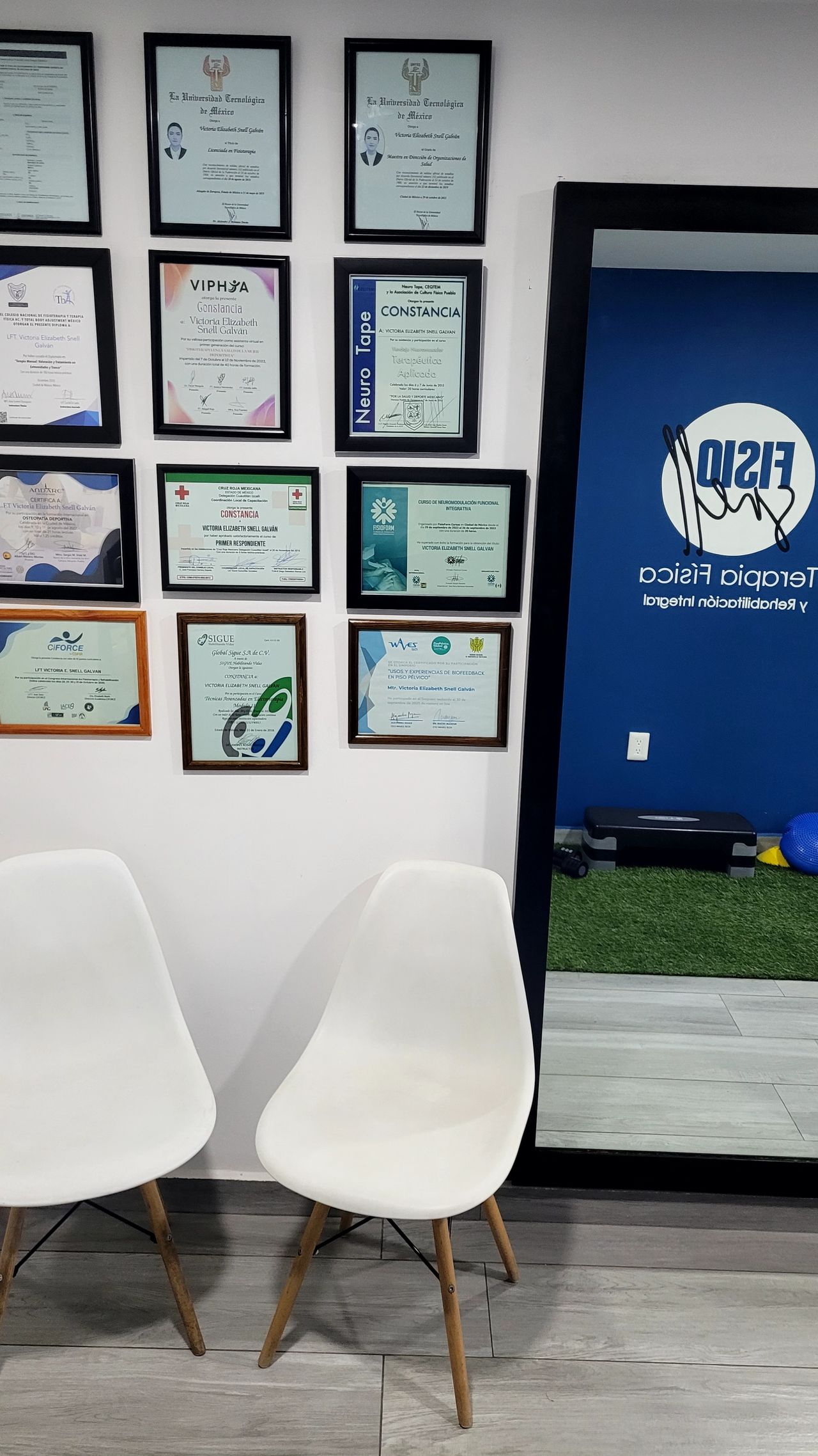 Victoria Elizabeth Snell Galván-3