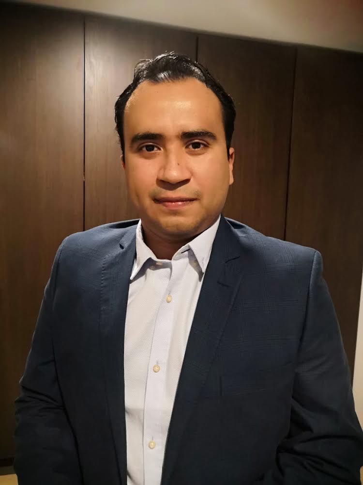 Carlos Alberto Lázaro Cubría-3