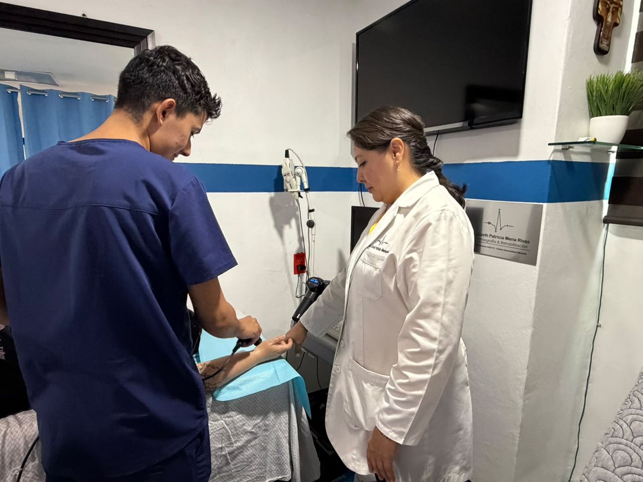Lizeth Patricia Mena Rivas-77