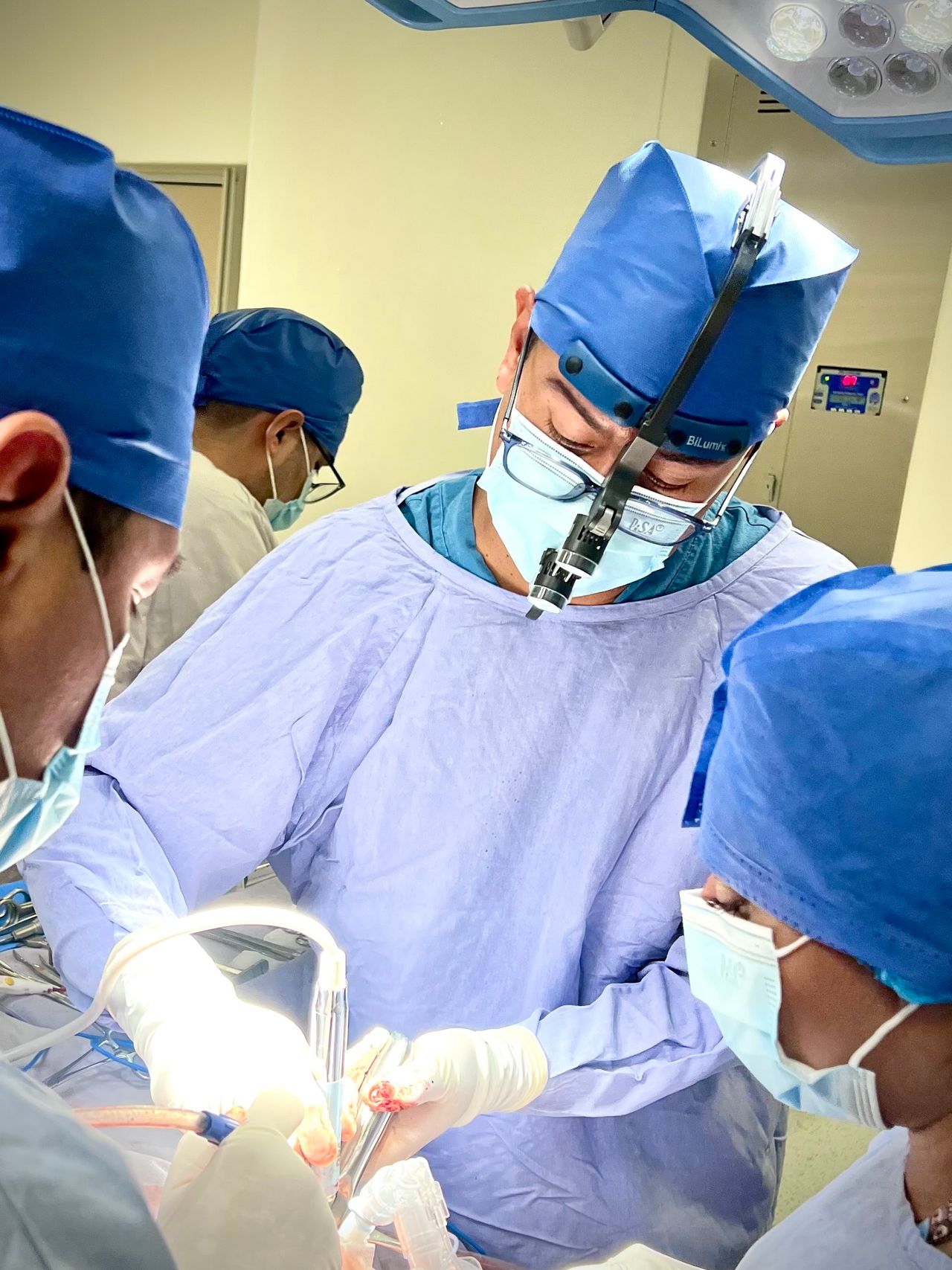 Victor Hugo Santos  Enriquez-2