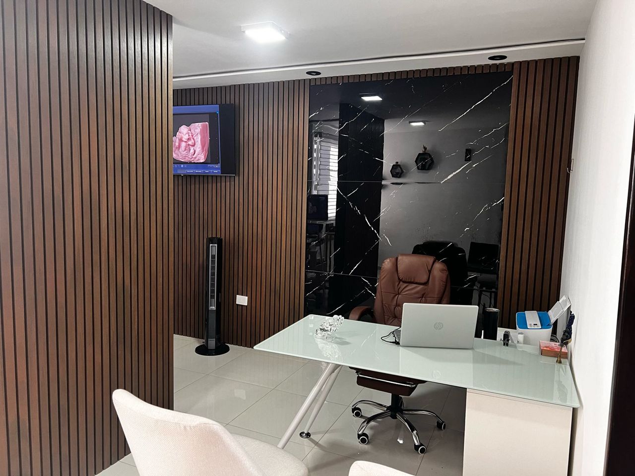 Luis Alberto Moreno Camacho-0