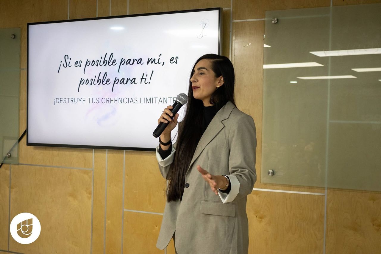 Janeth Zúñiga Pérez-4