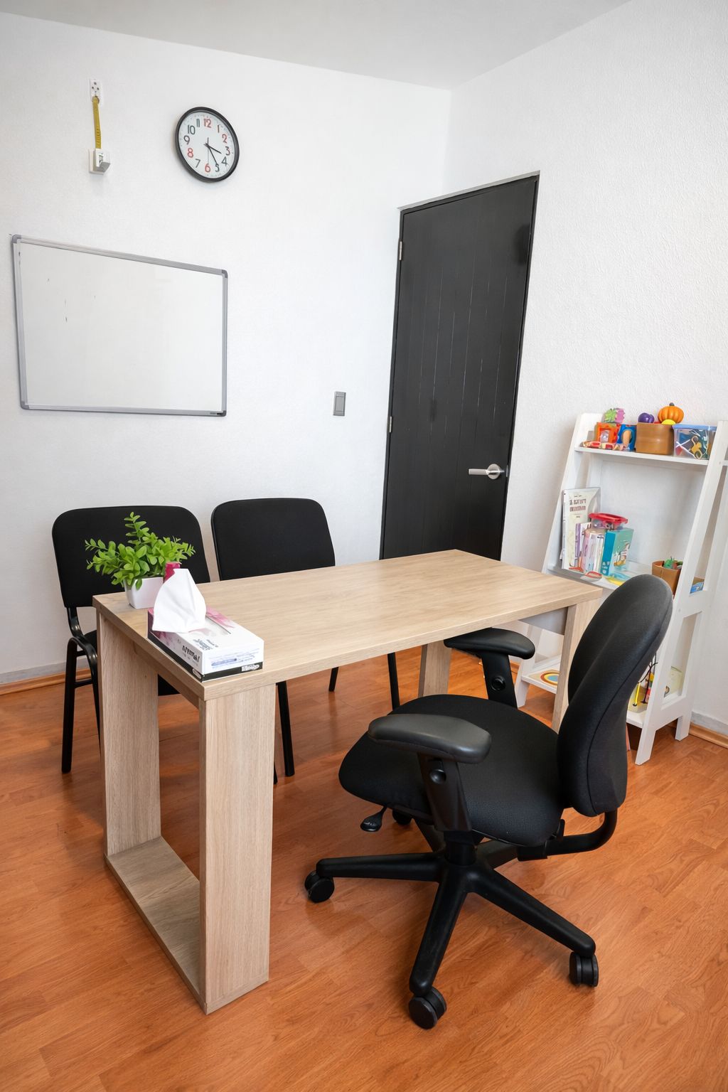 Kimberley Olivares-1