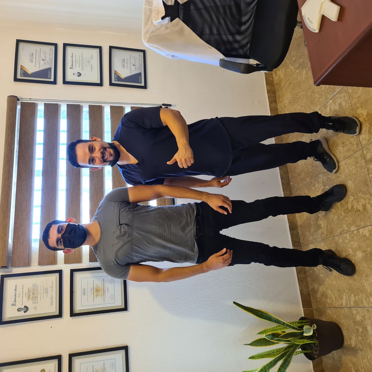 Iván E. González-6