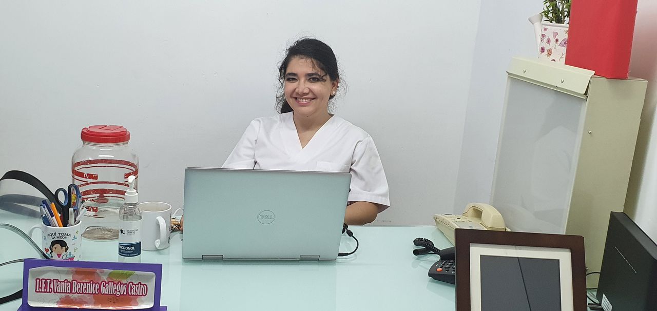 Vania Berenice Gallegos Castro-0