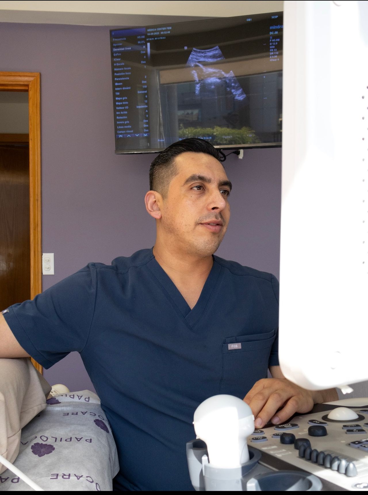 Jonathan González-3