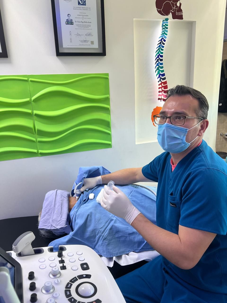 Víctor Hugo Robles Acosta-5