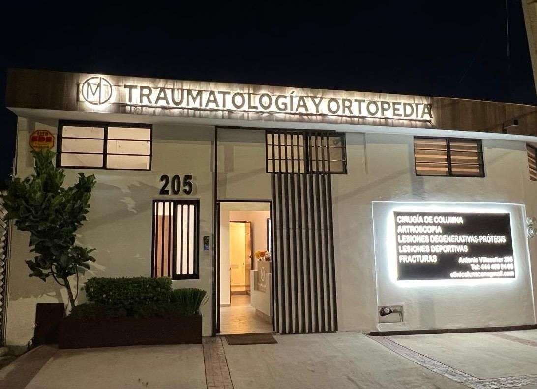 Carlos Mauricio Luna Cano-11