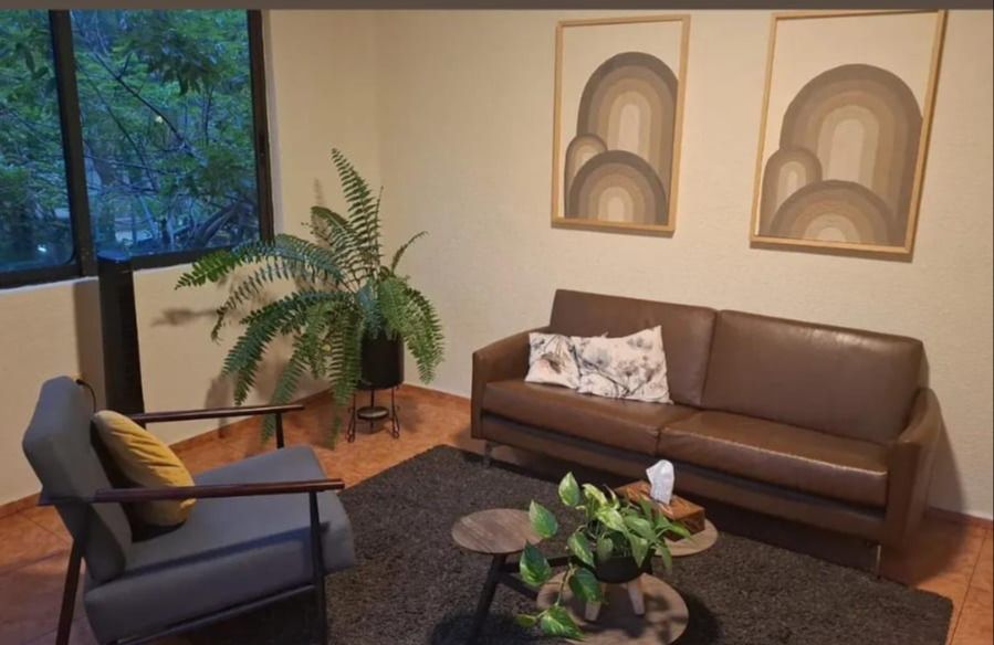 Renata Velarde Ponce De León-1